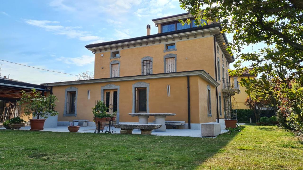 Appartamento Modenese 8 Peschiera del Garda Bagian luar foto